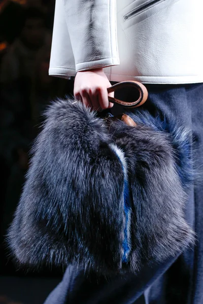 Look 68